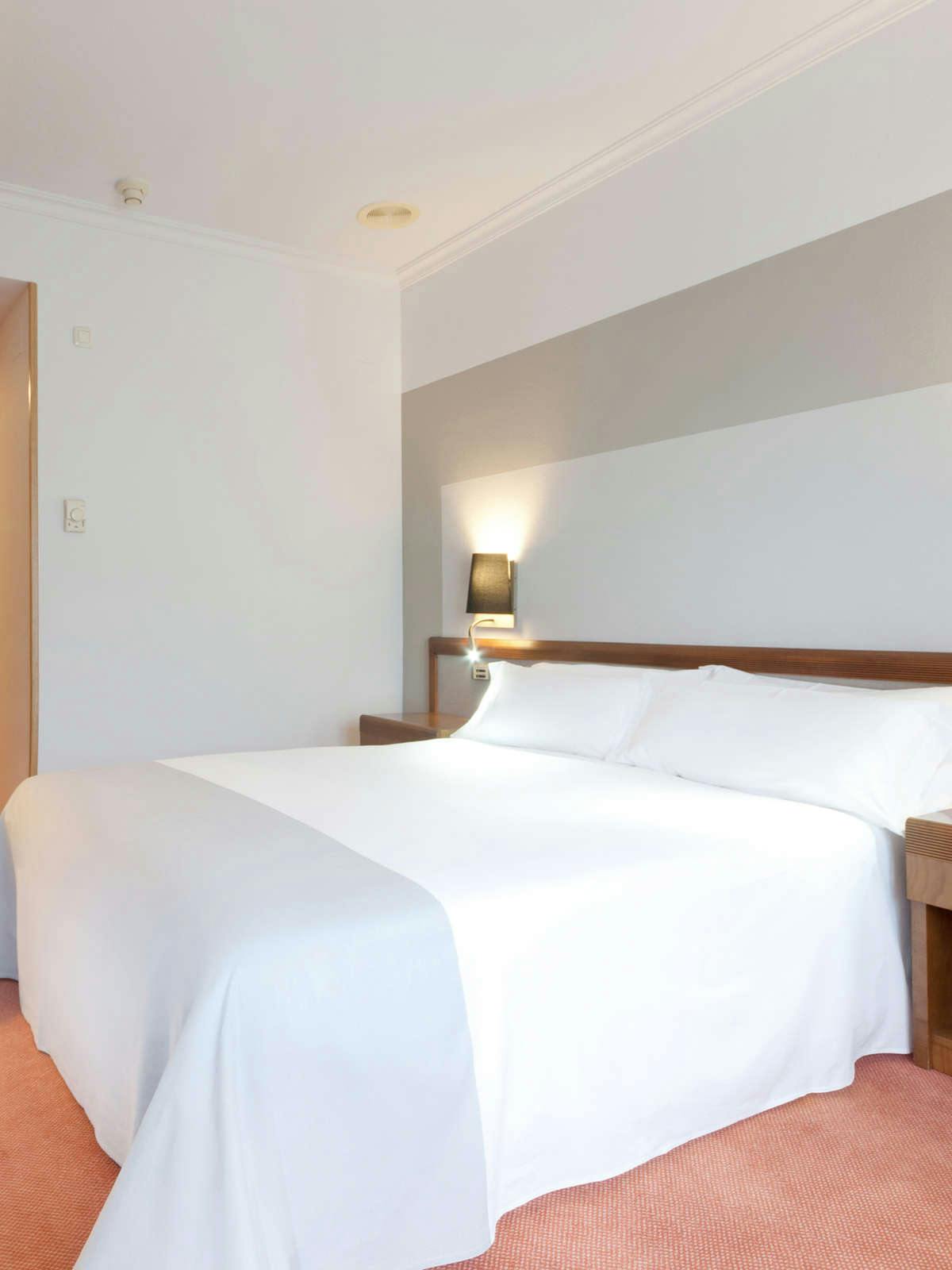 Hotel Hotel Vigo Los Galeones Affiliated by Meliá photo 5