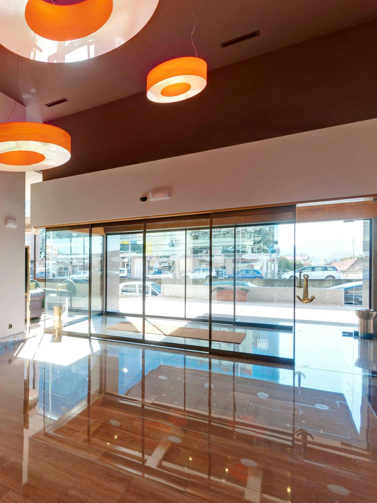 Hotel Hotel Vigo Los Galeones Affiliated by Meliá photo 1