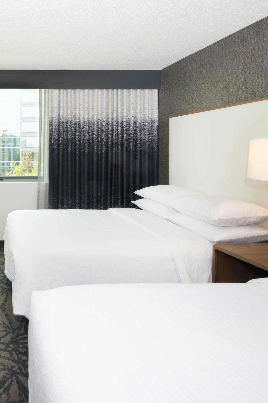 Hotel Embassy Suites by Hilton Walnut Creek photo 4