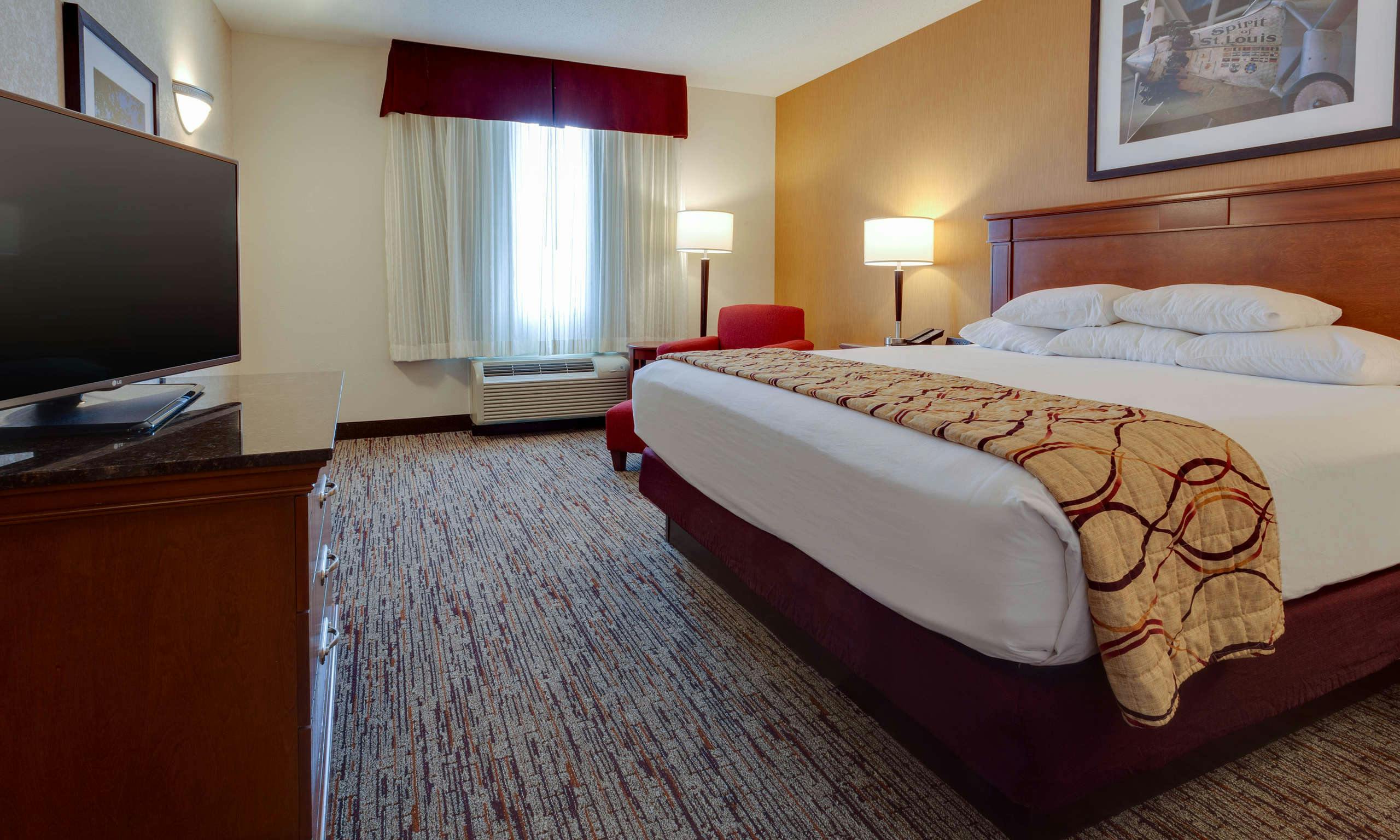 Drury Inn and Suites St Louis Forest Park