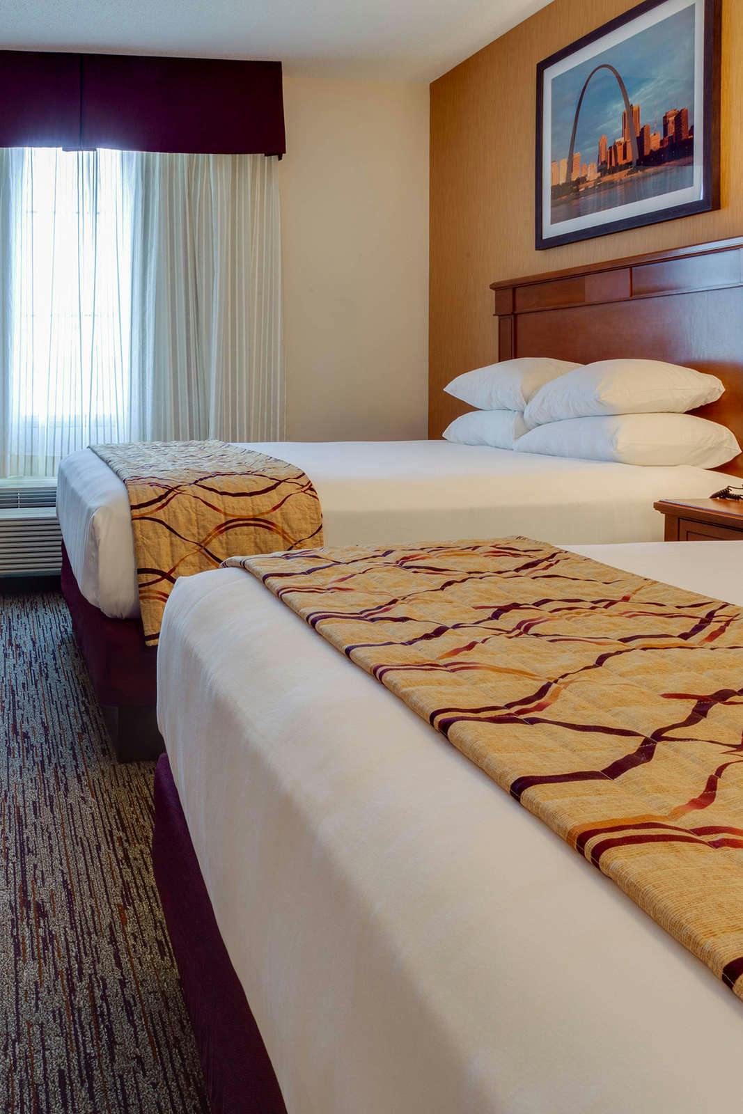 Hotel Drury Inn and Suites St Louis Forest Park photo 2