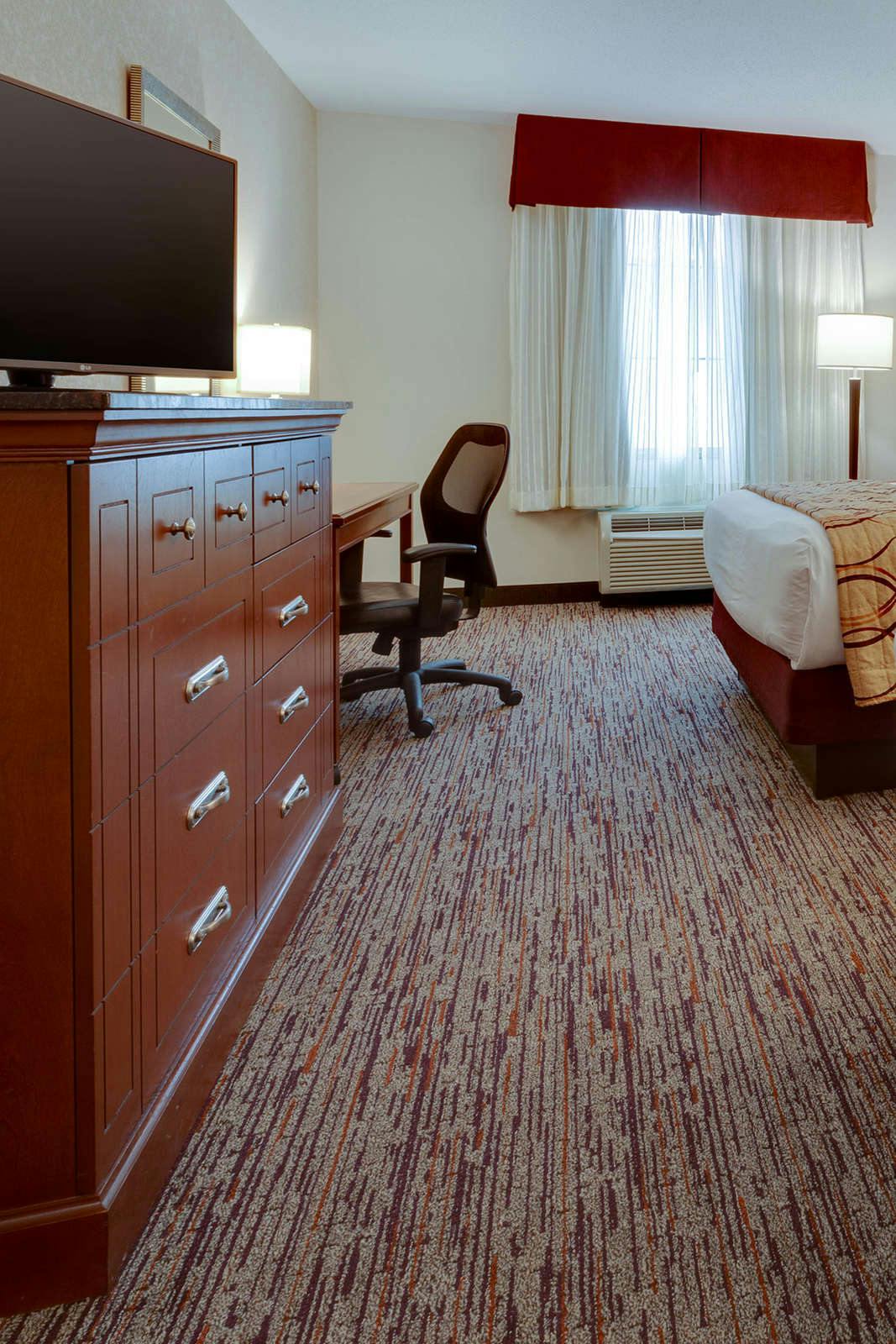 Hotel Drury Inn and Suites St Louis Forest Park photo 3