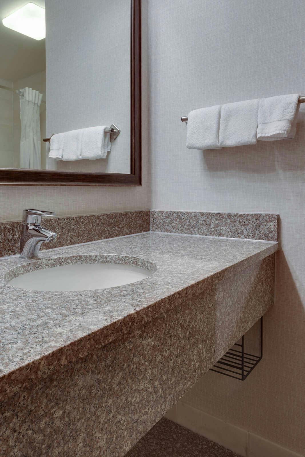 Hotel Drury Inn and Suites St Louis Forest Park photo 4