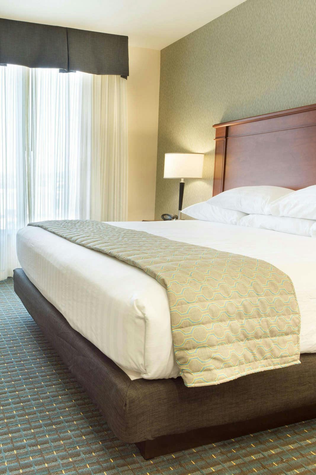 Hotel Drury Inn and Suites Colorado Springs Near the Air Force Academy photo 1