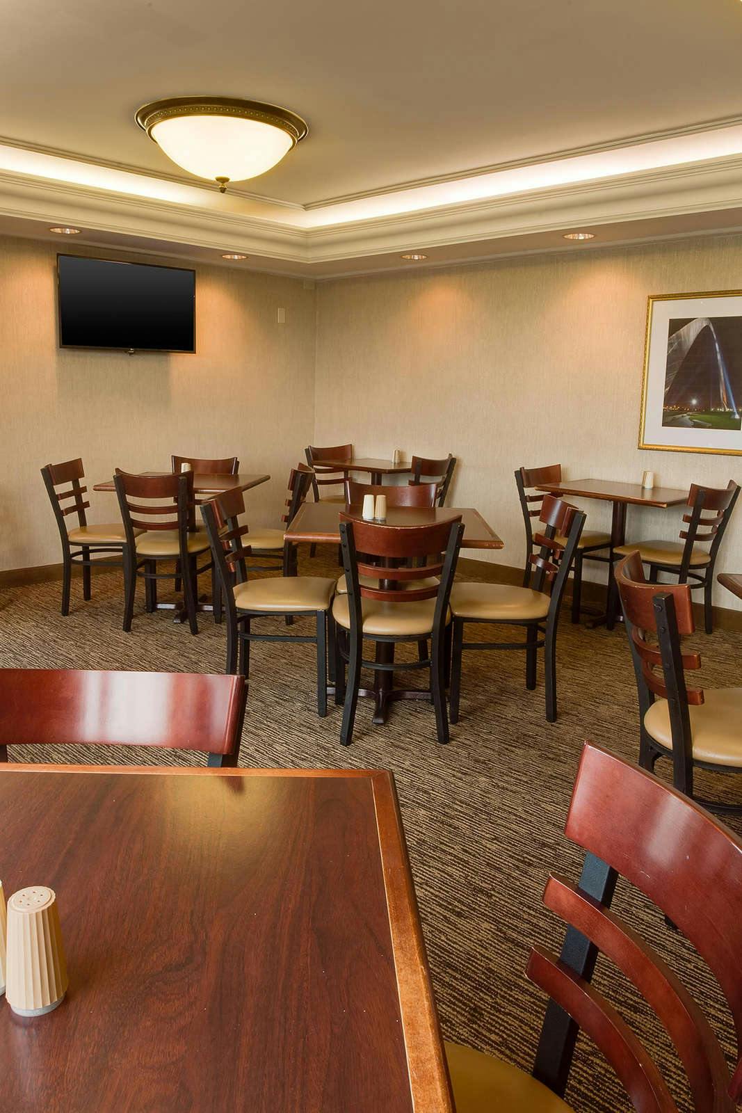 Hotel Pear Tree Inn St Louis Arnold photo 4