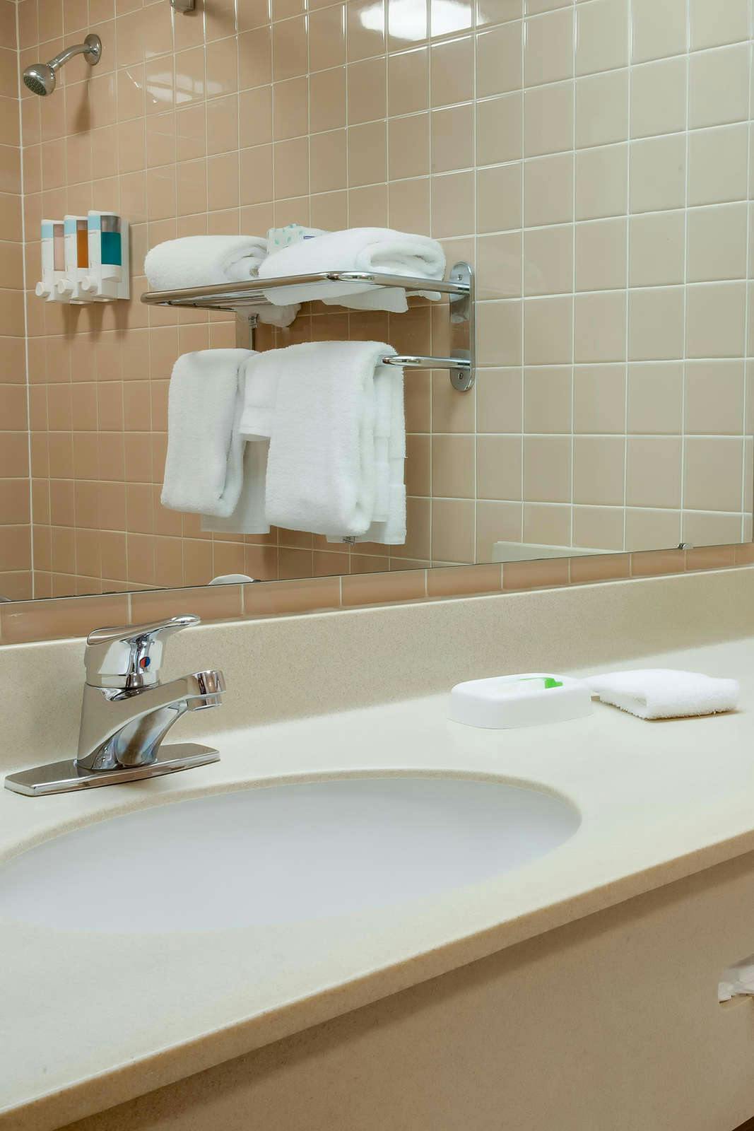 Hotel Pear Tree Inn St Louis Arnold photo 2