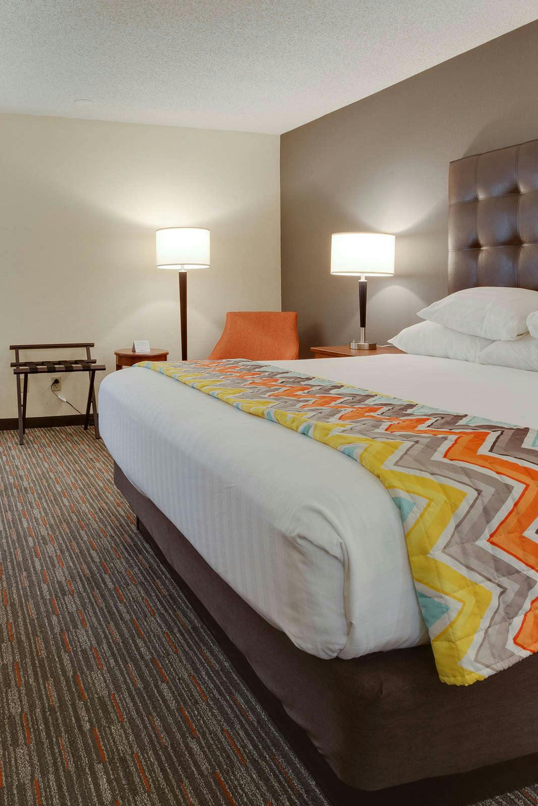 Hotel Drury Inn Columbia Stadium Boulevard photo 1