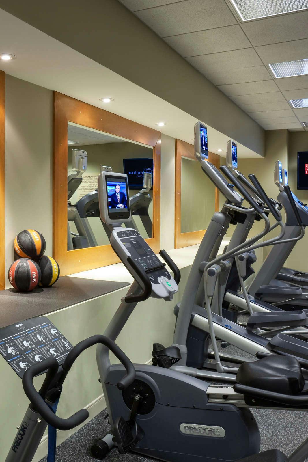 Hilton Garden Inn Toronto Airport Toronto Yyz Hoteltonight