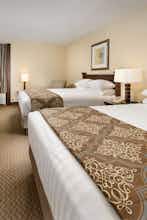 Hotel Drury Inn and Suites St Louis Fairview Heights photo 3