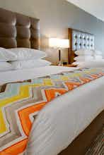 Hotel Drury Inn and Suites Charlotte Arrowood photo 3