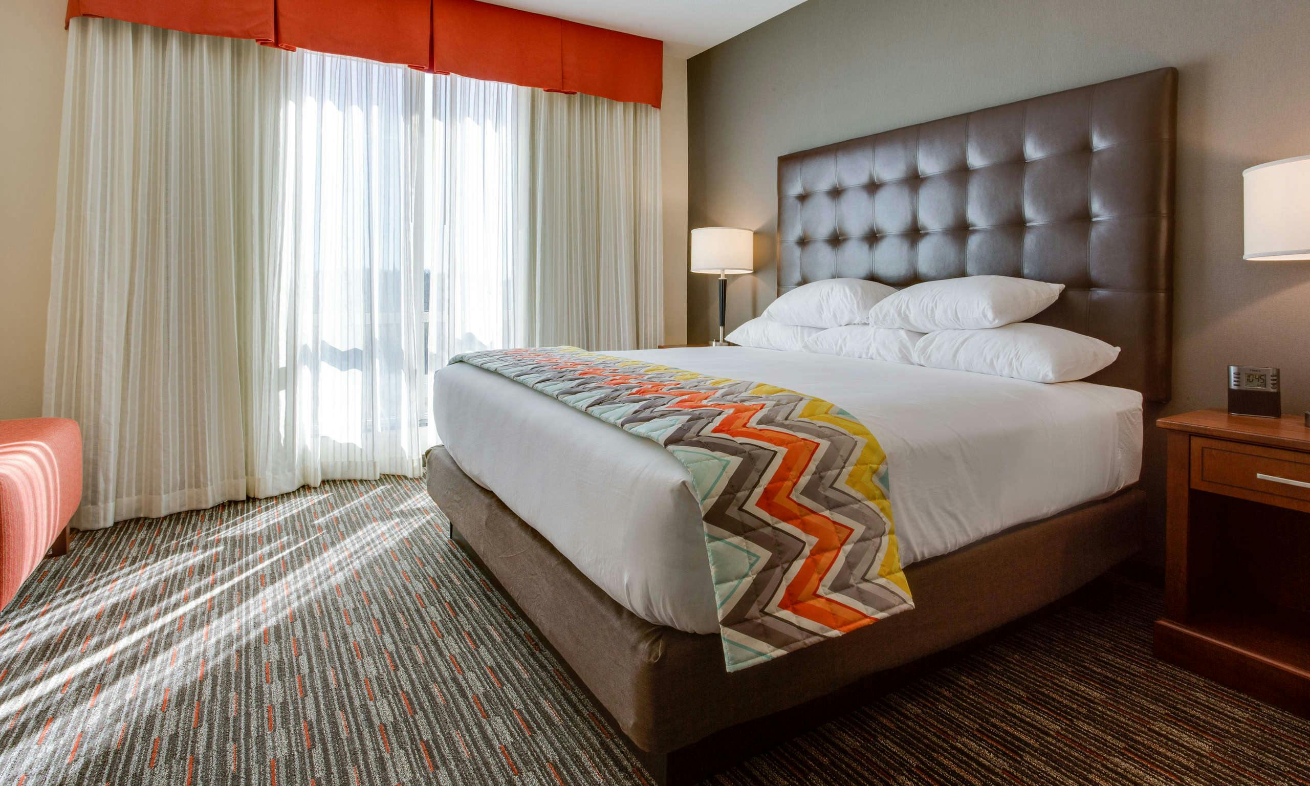 Drury Inn and Suites Charlotte Arrowood