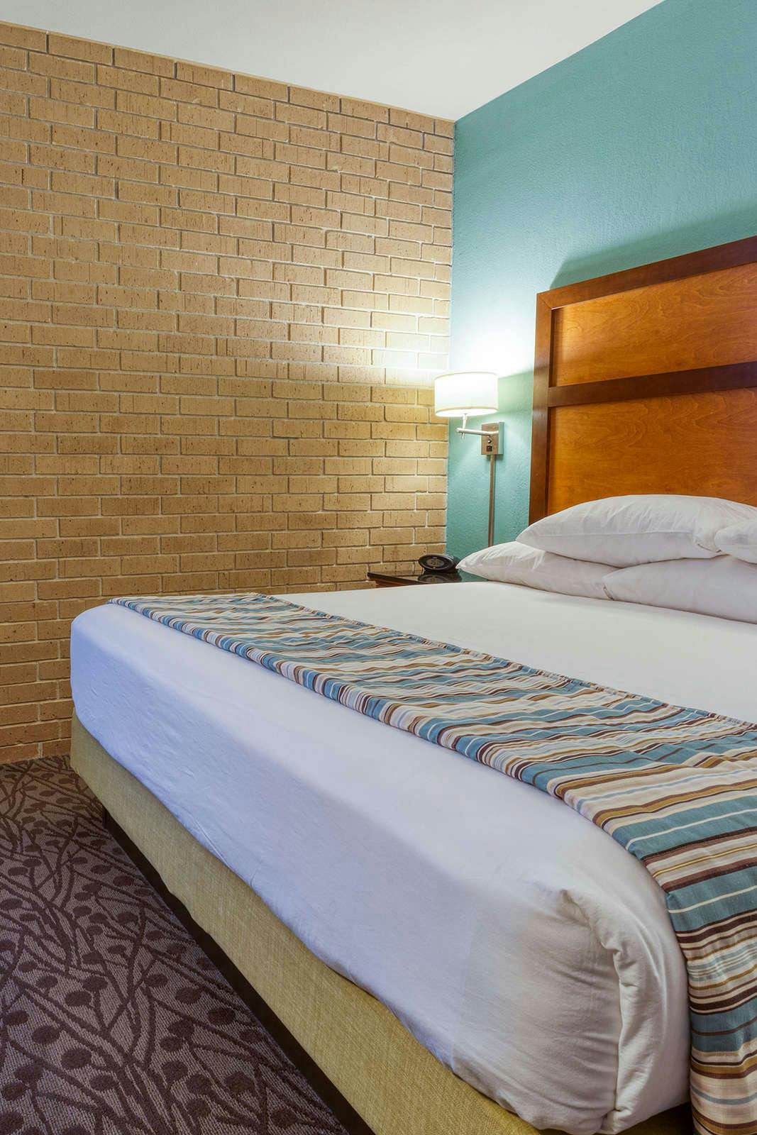 Hotel Drury Inn and Suites Atlanta Morrow photo 3