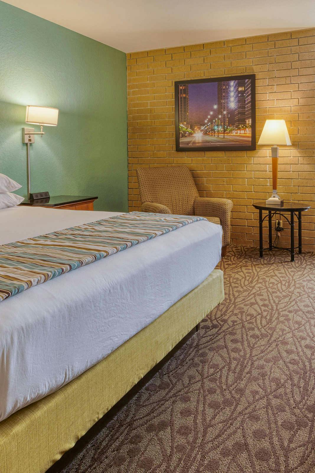 Hotel Drury Inn and Suites Atlanta Morrow photo 4