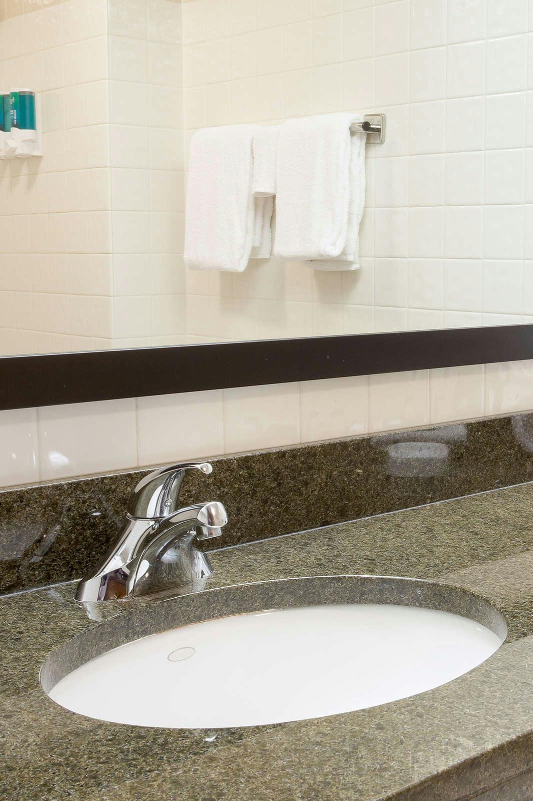 Hotel Drury Inn and Suites Austin North photo 4