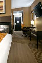Hotel Best Western Premier Freeport Inn & Suites photo 3