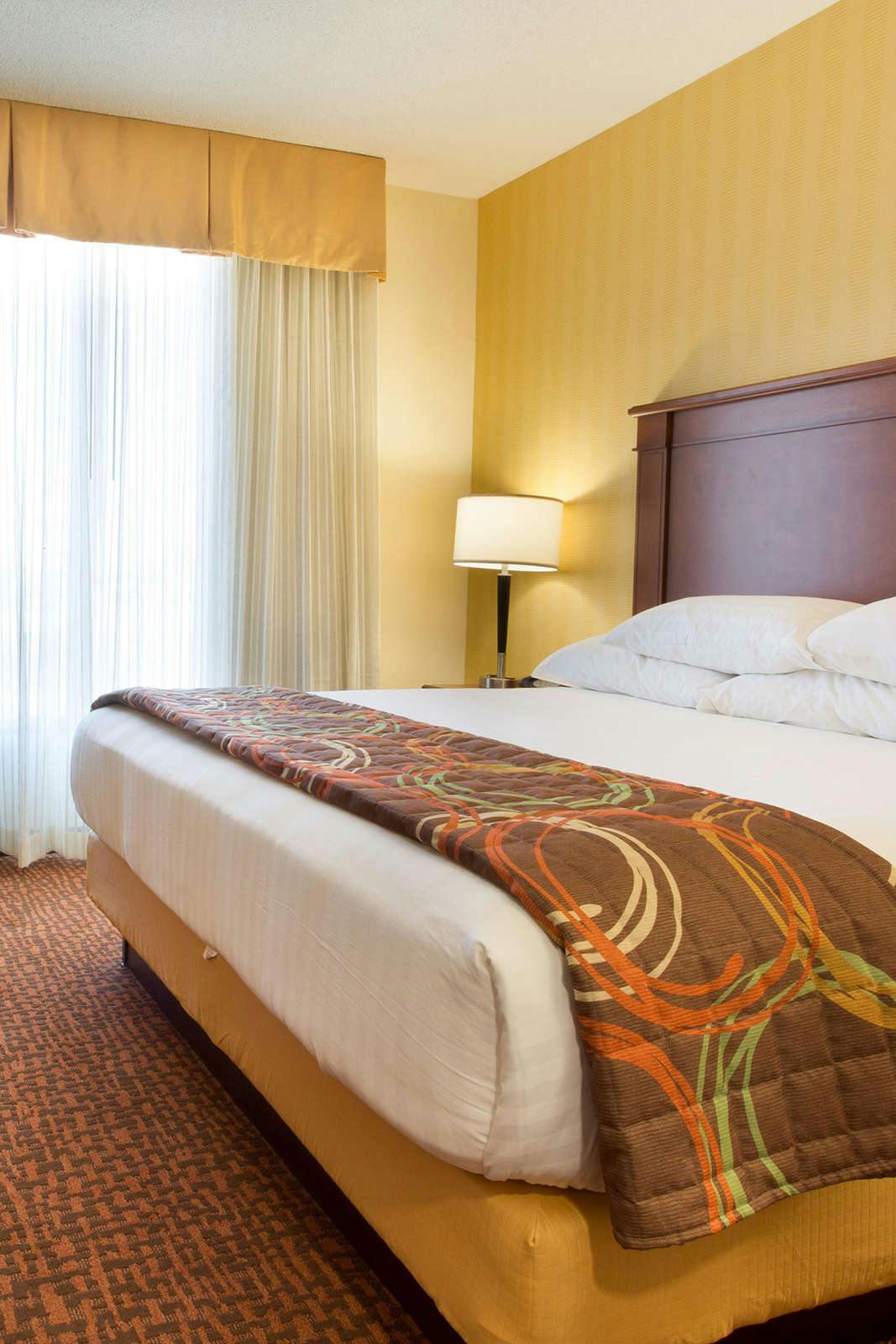 Hotel Drury Plaza Hotel Phoenix Tempe photo 2