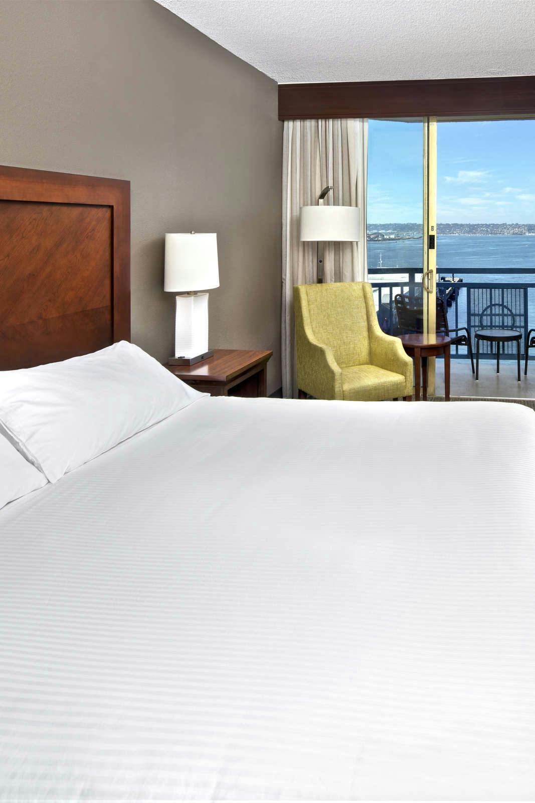 Hotel Wyndham San Diego Bayside photo 2