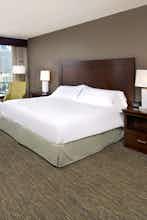 Hotel Wyndham San Diego Bayside photo 1