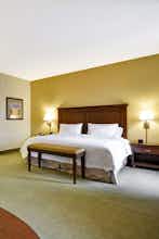 Hotel Hampton Inn & Suites North Charleston- University Blvd. photo 2