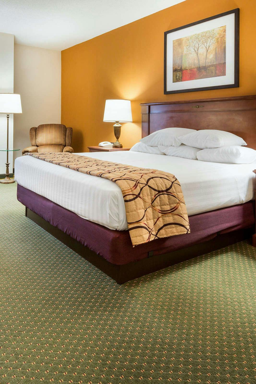 Hotel Drury Inn and Suites Indianapolis Northeast photo 1