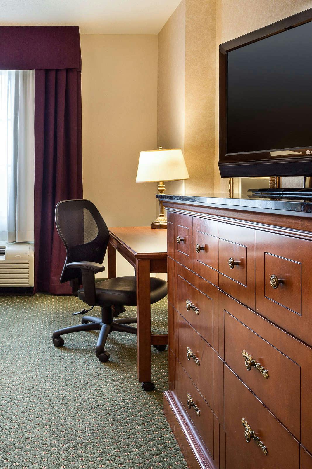 Hotel Drury Inn and Suites Indianapolis Northeast photo 5