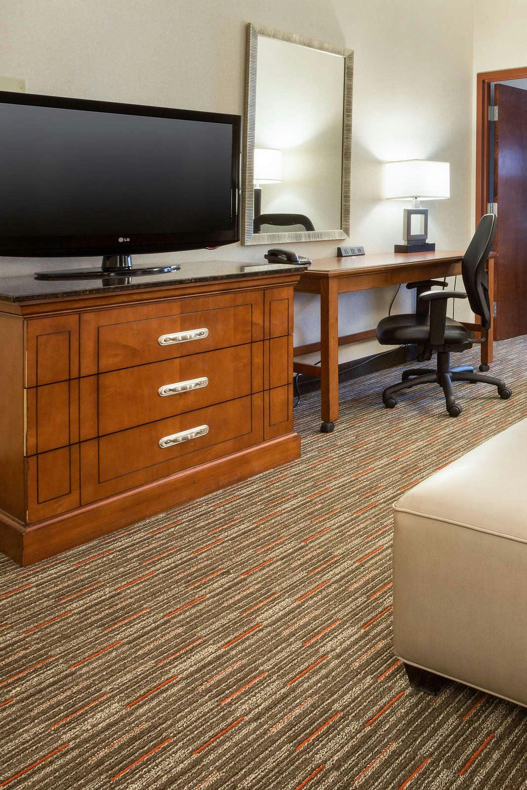 Hotel Drury Inn and Suites Columbus Grove City photo 5