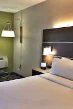 Hotel Holiday Inn Express Boca Raton West photo 2
