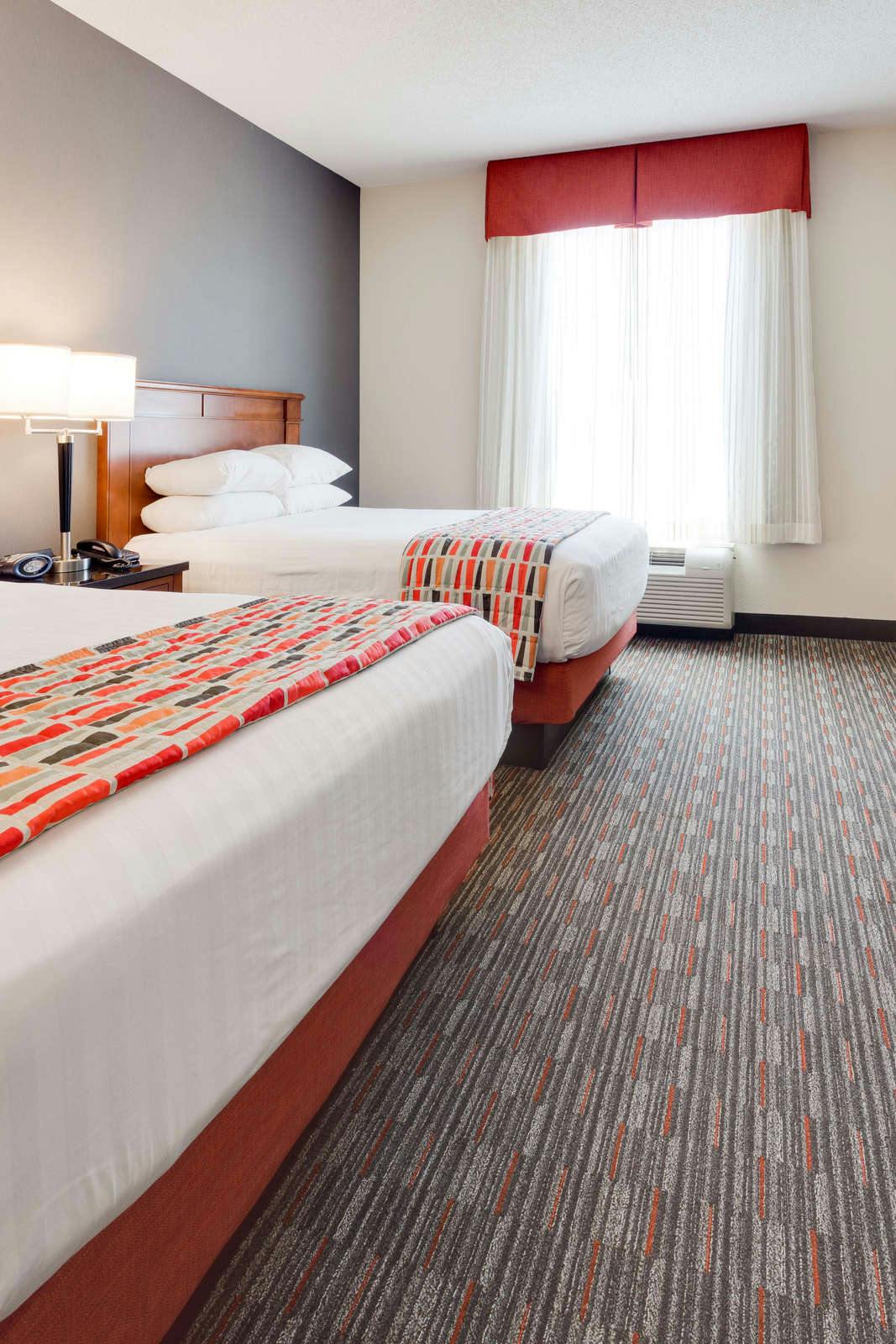 Hotel Drury Inn and Suites Greenville photo 4