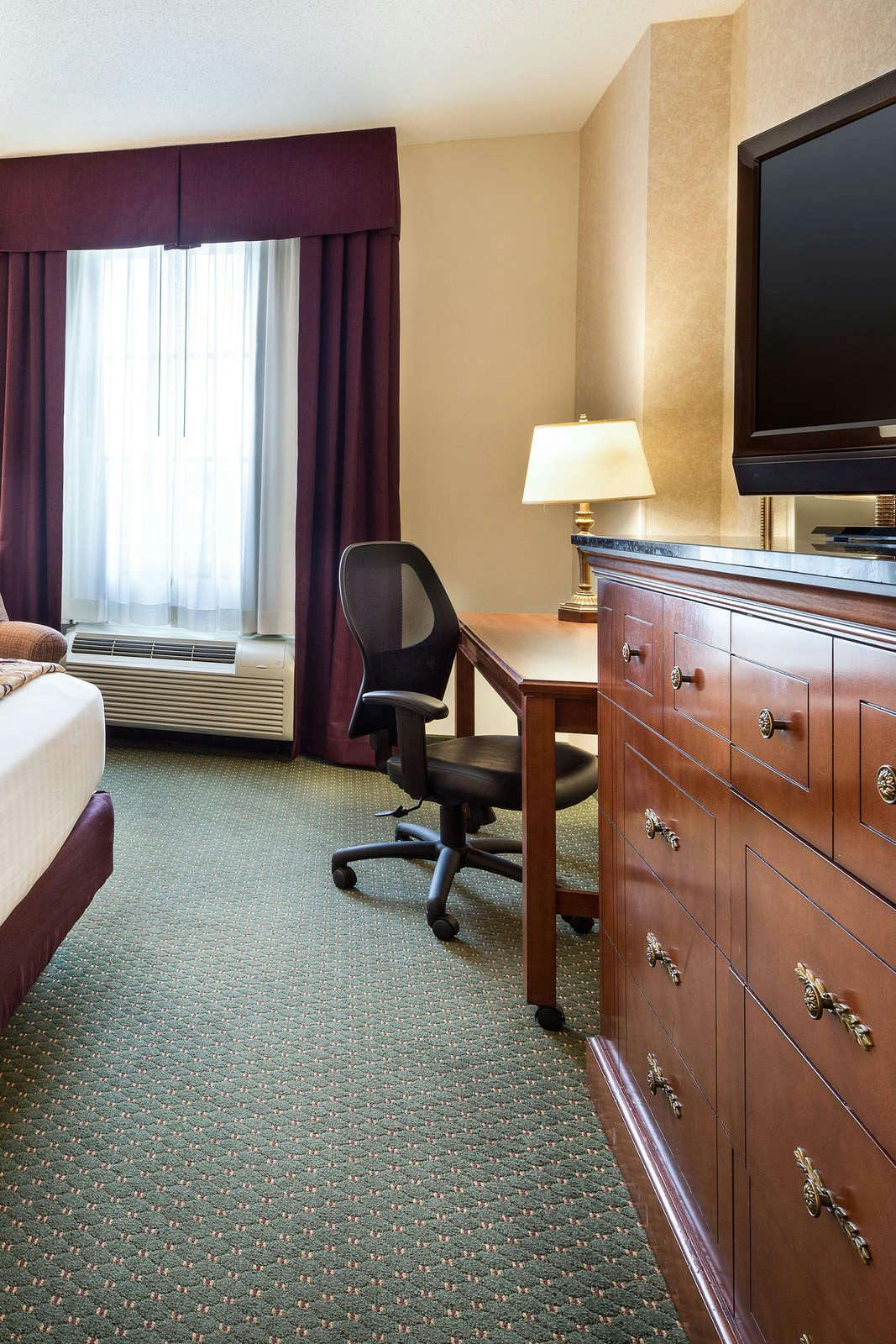 Hotel Drury Inn and Suites Findlay photo 5