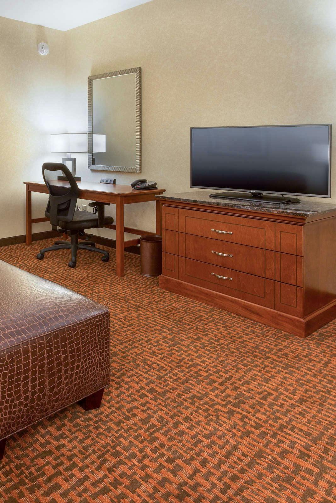 Hotel Drury Plaza Hotel Mt. Vernon photo 4