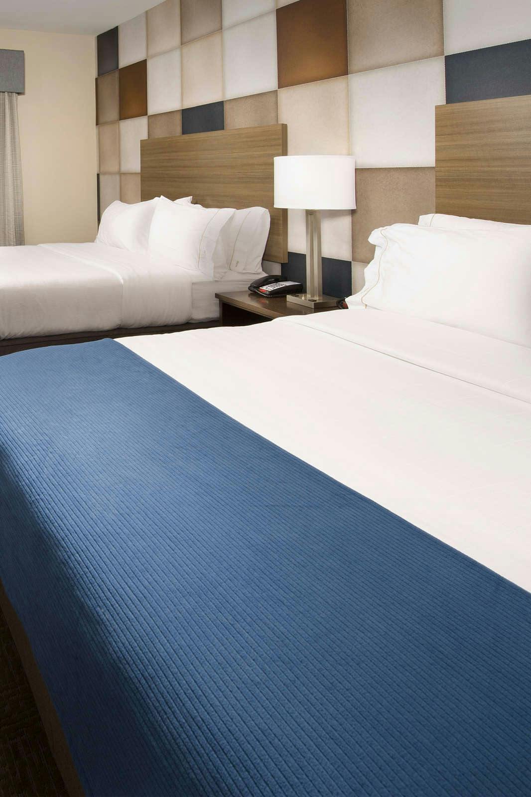 Hotel Holiday Inn Express & Suites Oklahoma City Downtown Bricktown photo 1