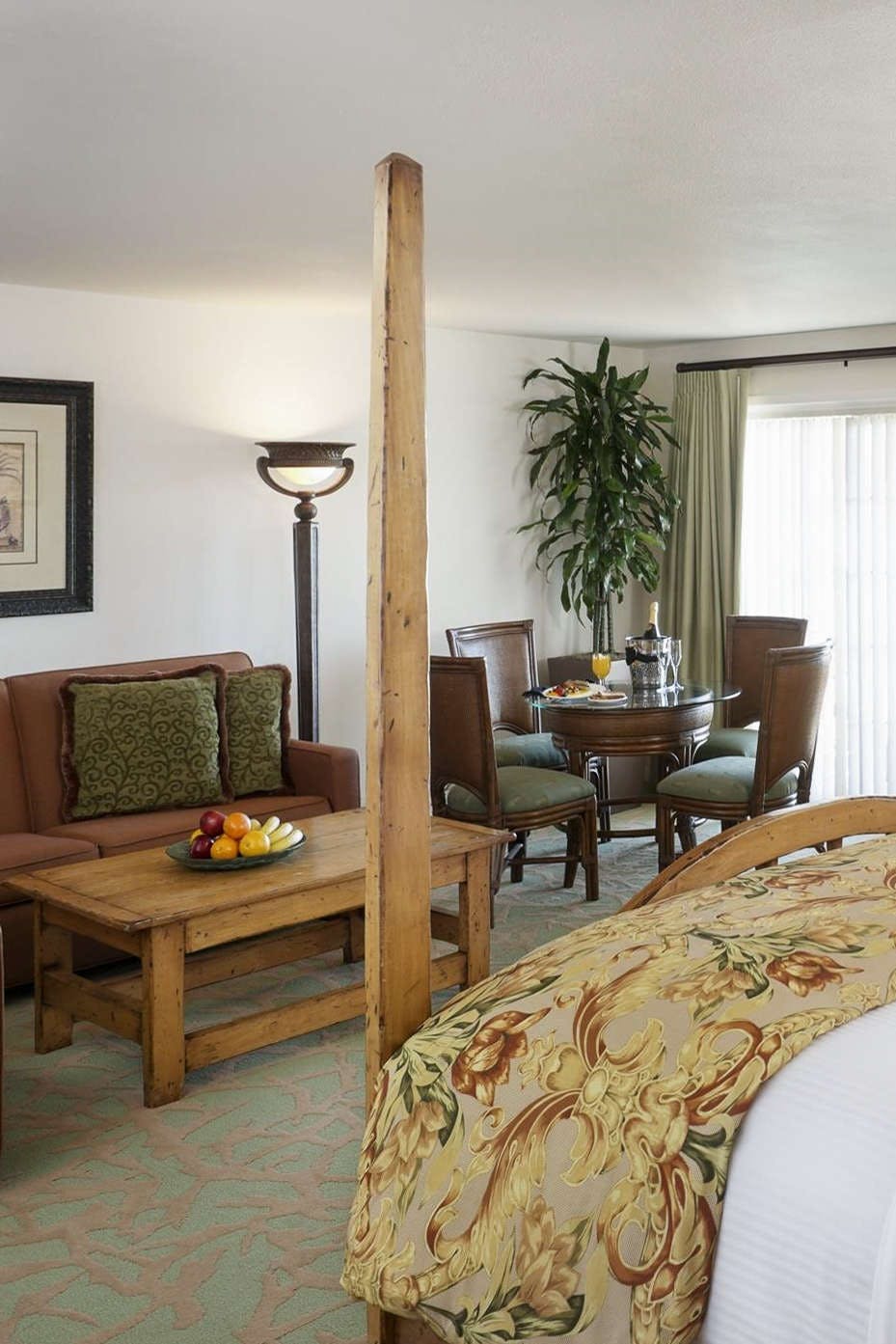 Hotel DoubleTree by Hilton Hotel Campbell - Pruneyard Plaza photo 5