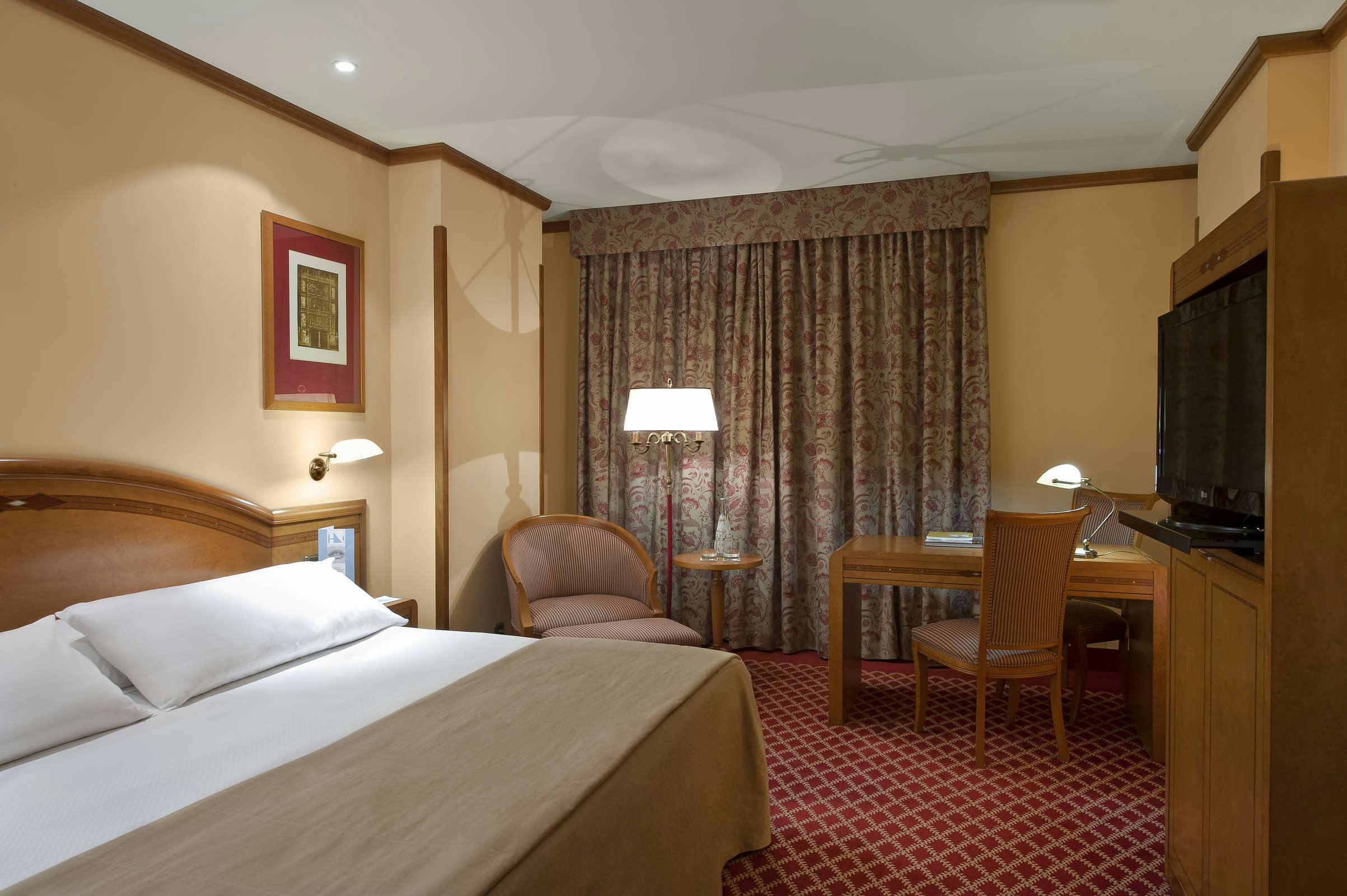 Hotel Eurostars Las Claras photo 1