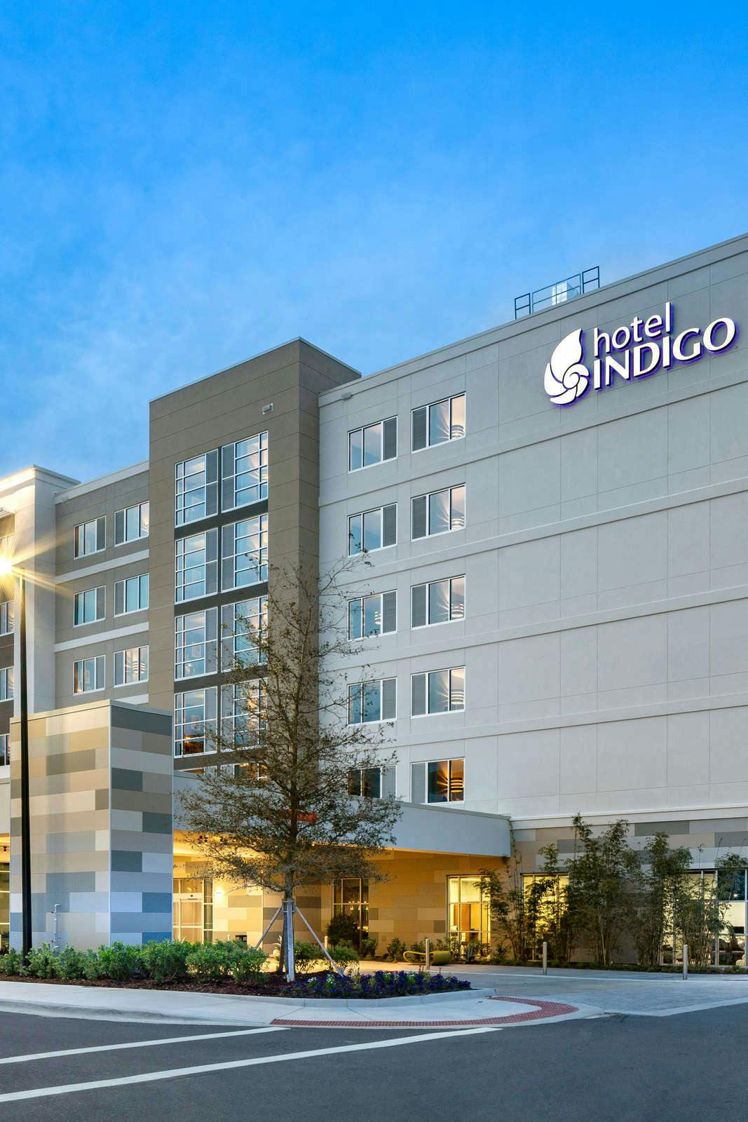 Hotel Hotel Indigo Gainesville Celebration Pointe photo 1
