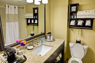 Hotel Hampton Inn & Suites Cleveland-Airport/Middleburg Heights photo 4