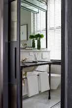 Hotel The Refinery NYC photo 5