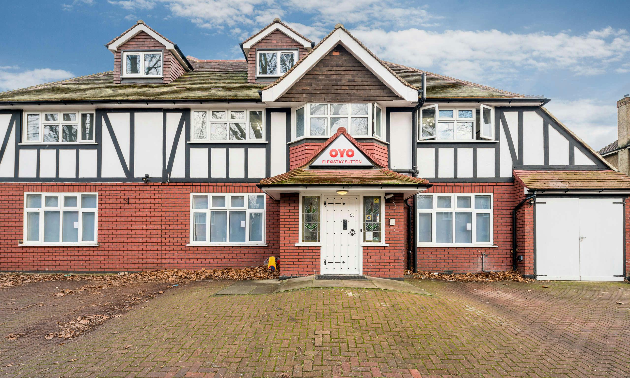 OYO Flexistay Aparthotel Sutton