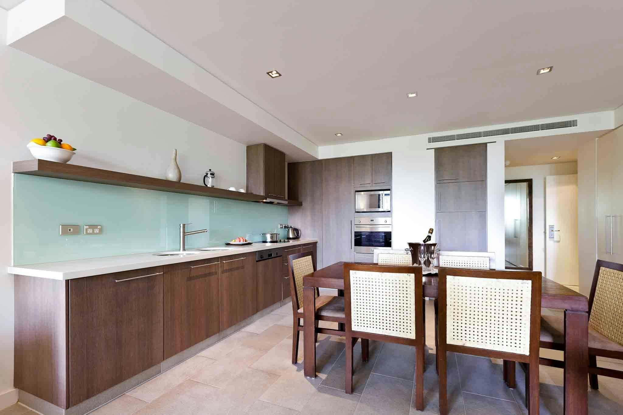 Hotel Pullman Palm Cove Sea Temple Resort And Spa photo 2