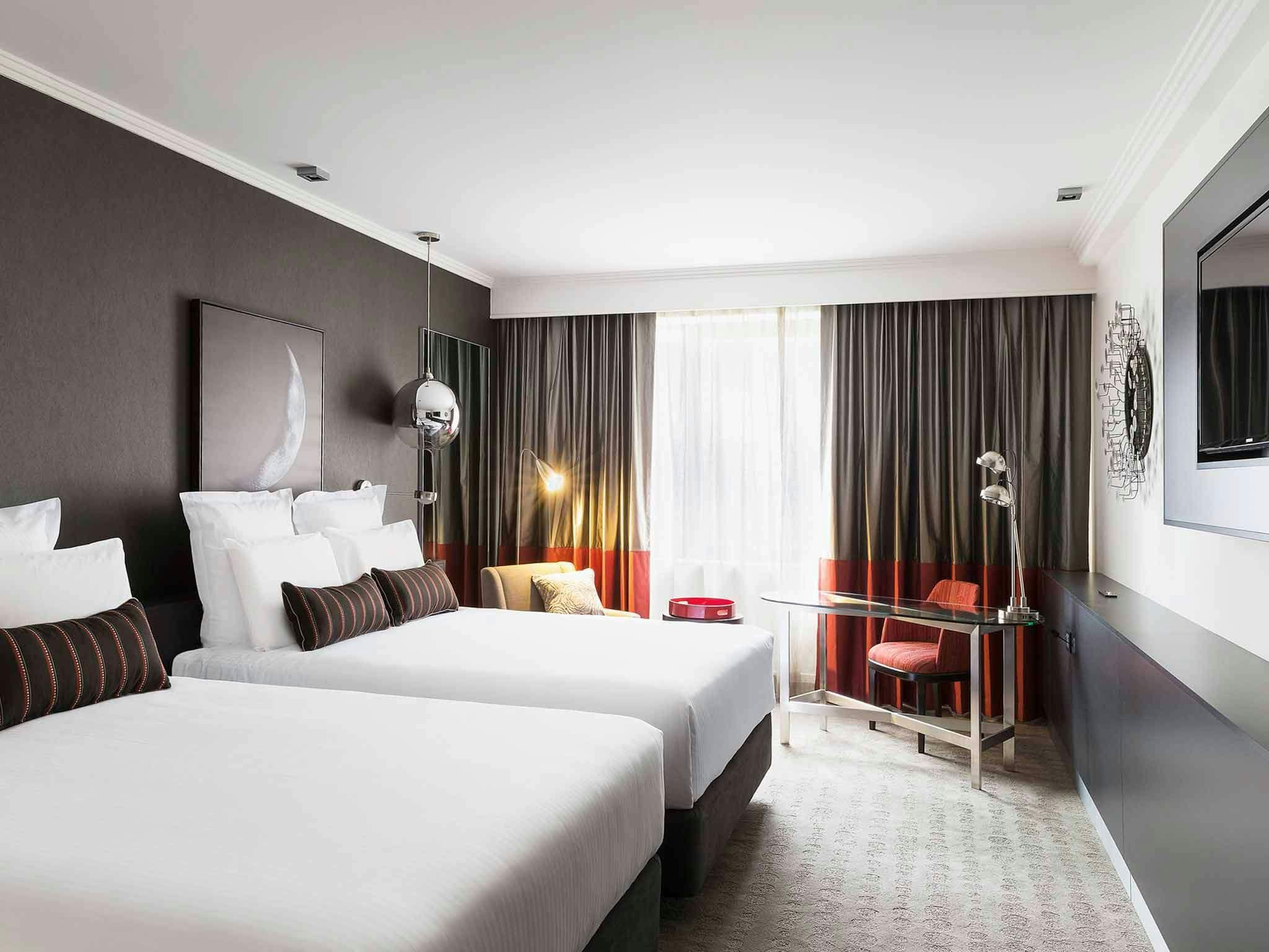 Hotel PULLMAN MELBOURNE ALBERT PARK photo 1