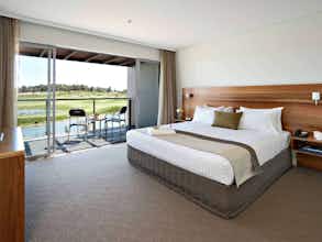 Hotel PULLMAN MAGENTA SHORES photo 2