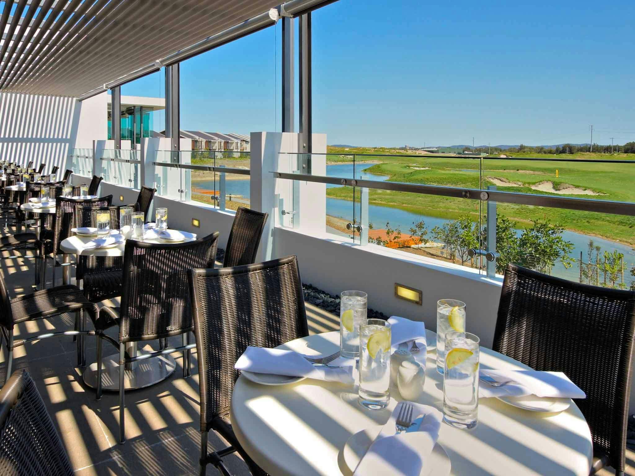 Hotel PULLMAN MAGENTA SHORES photo 4