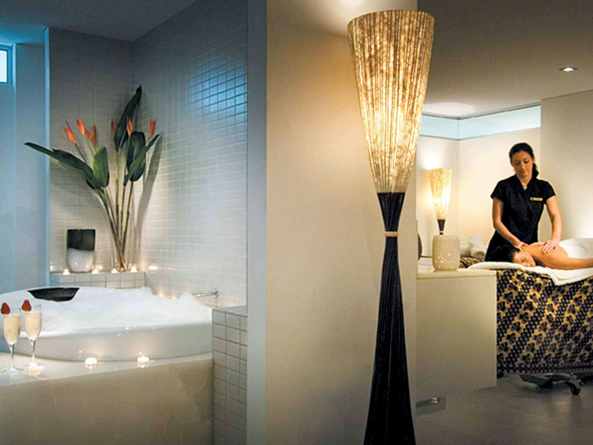 Hotel Pullman Port Douglas Sea Temple Resort And Spa photo 5