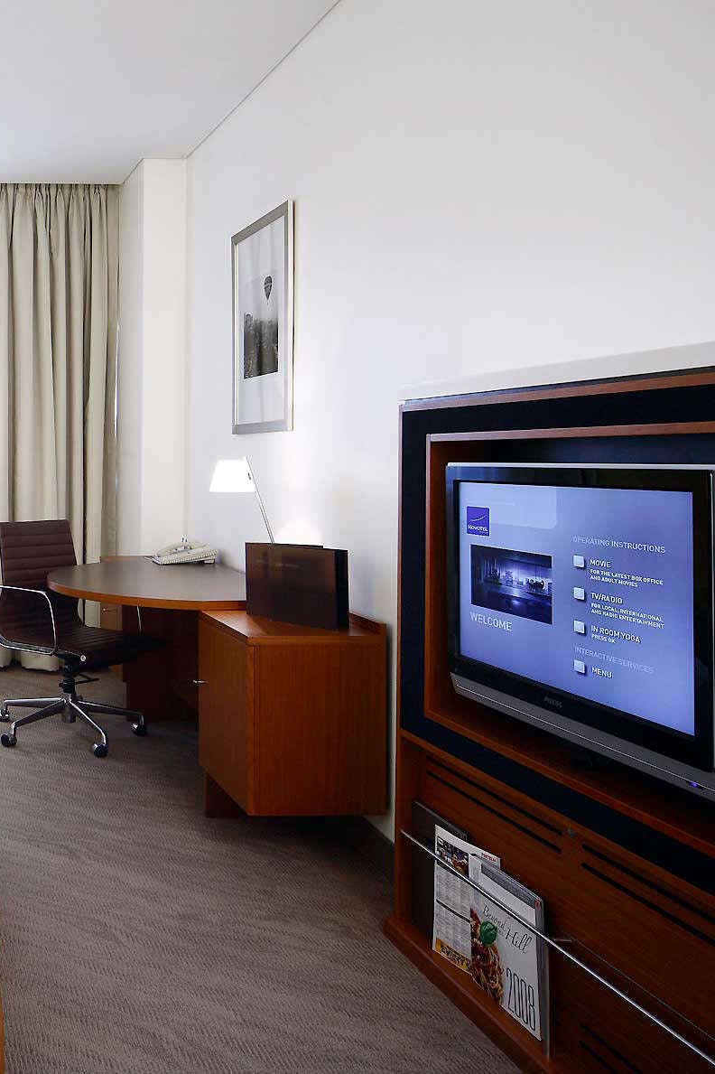 Hotel NOVOTEL CANBERRA photo 2