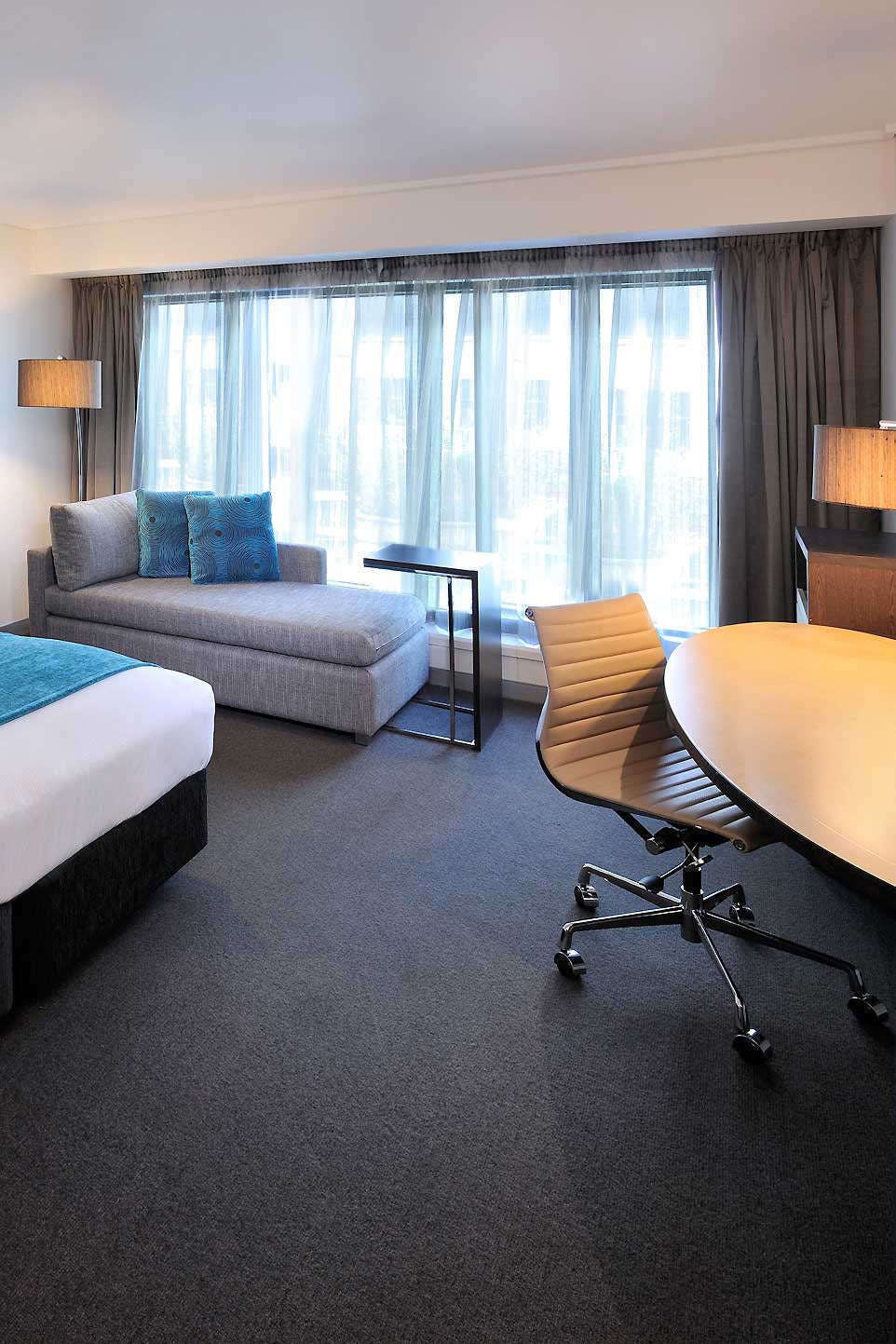 Hotel NOVOTEL MELBOURNE ON COLLINS photo 3