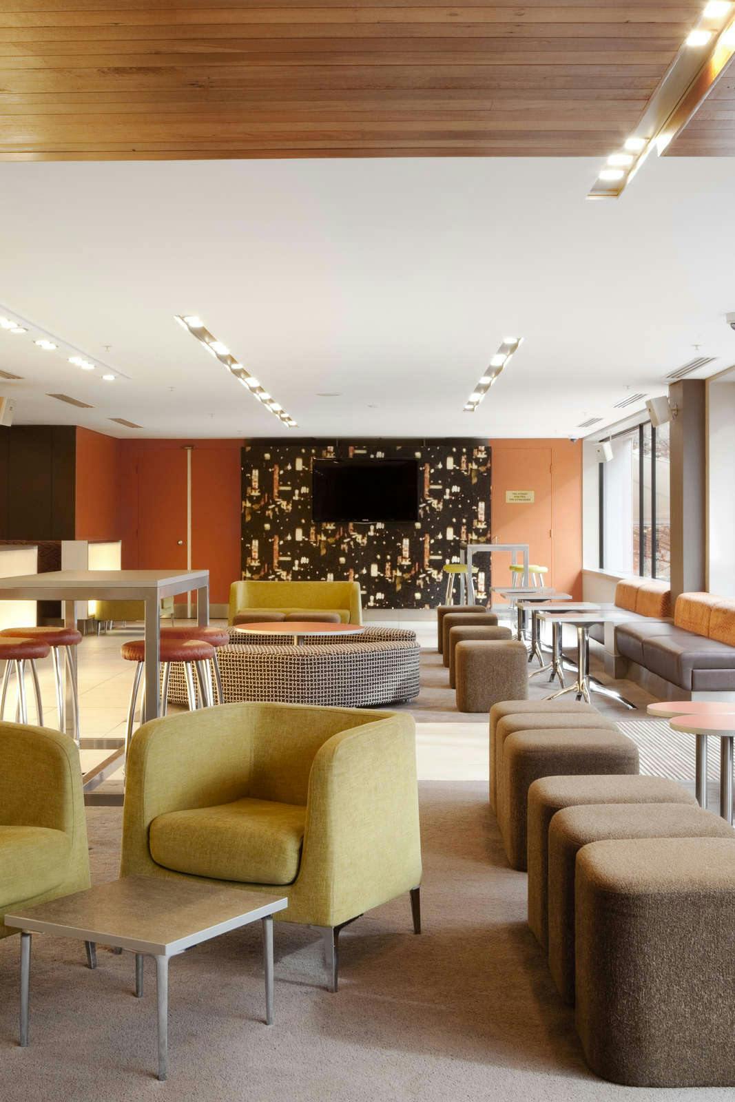 Hotel Crowne Plaza Canberra photo 1