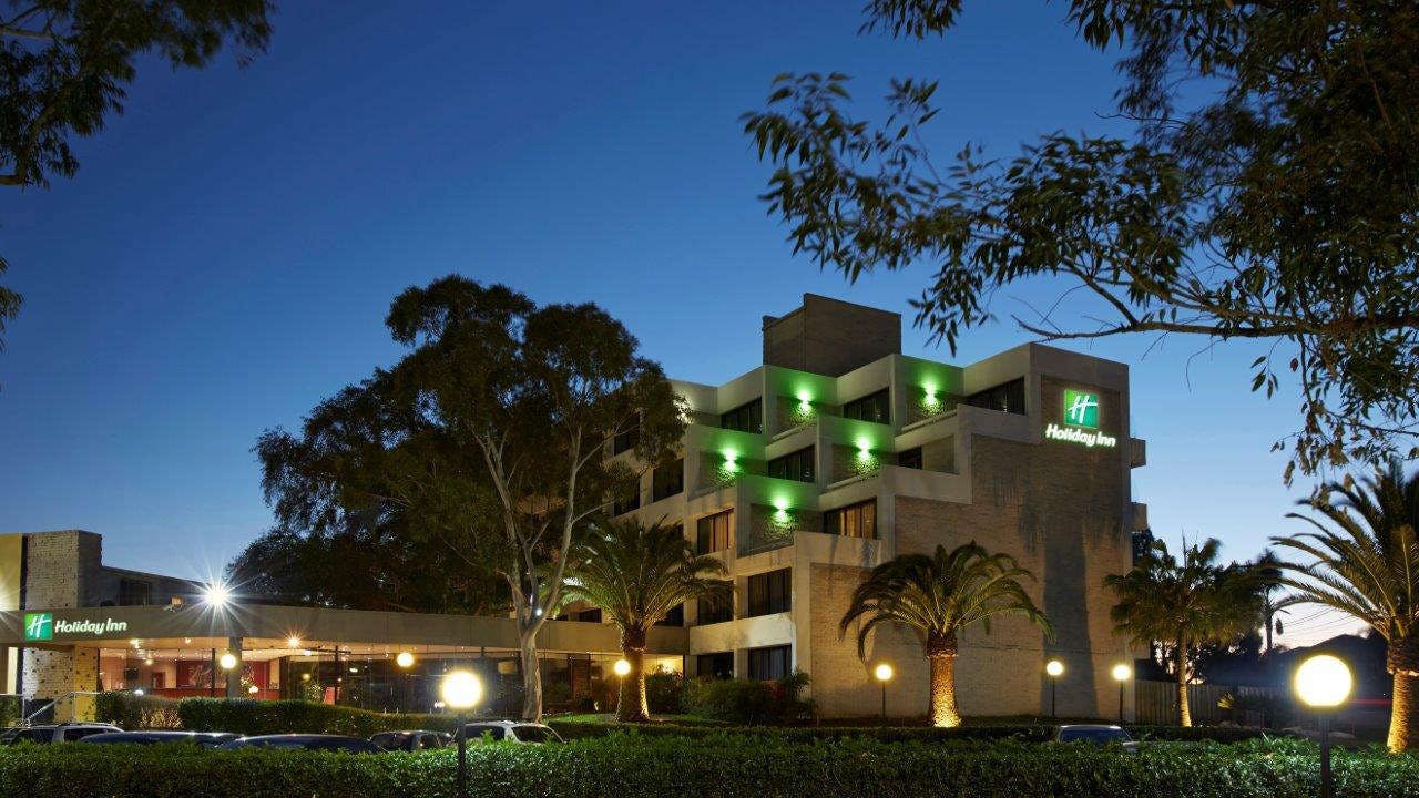 Holiday Inn Warwick Farm