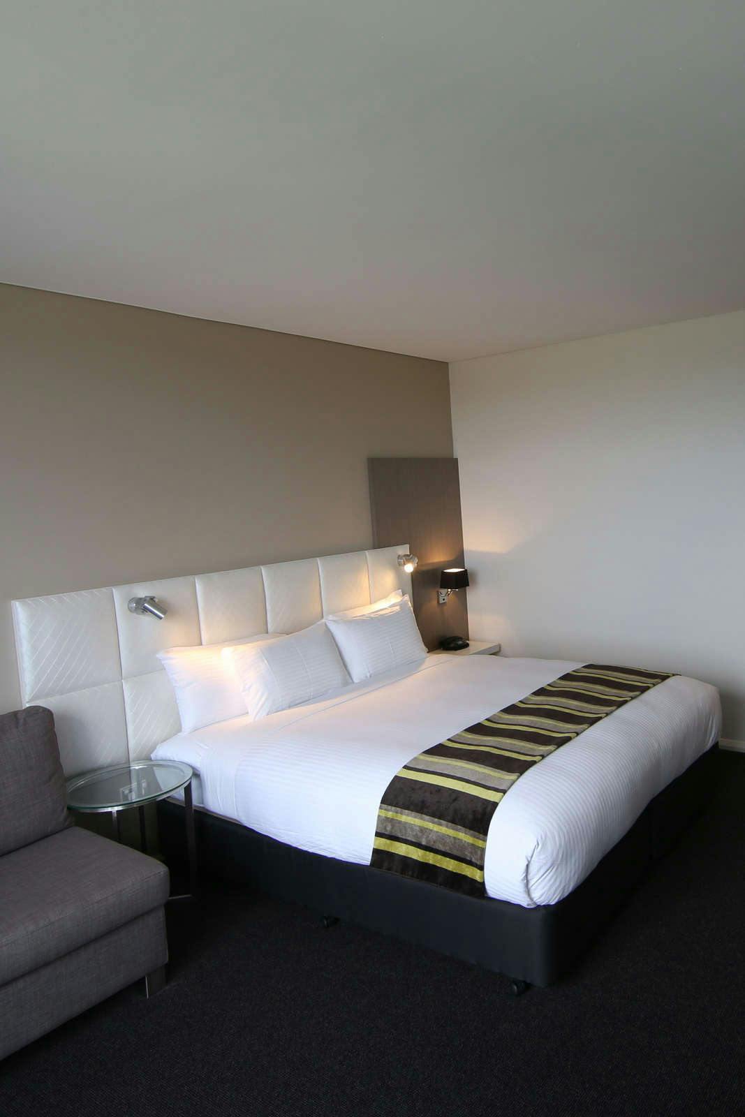 Hotel Holiday Inn Warwick Farm photo 1