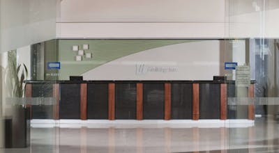 Holiday Inn Potts Point Sydney