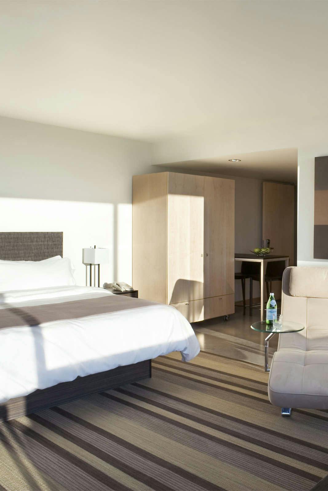 Hotel hotelVetro Iowa City, Tapestry Collection by Hilton photo 1