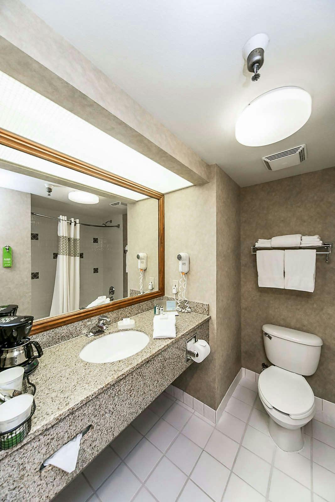 Hotel Hampton Inn San Diego/Del Mar photo 5